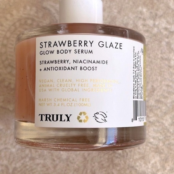 Brand New Truly Strawberry Glaze Glow Body Serum Vegan Clean Antioxidant Boost - Picture 2 of 11